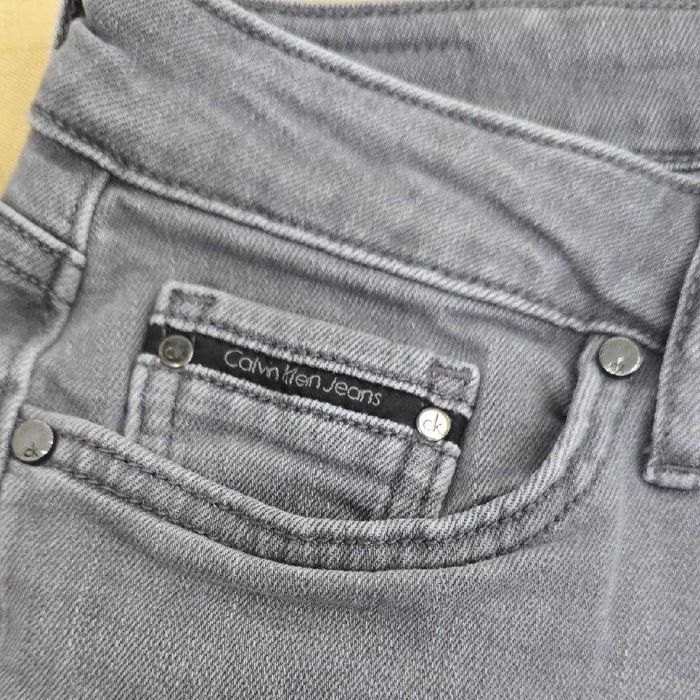 CK Calvin Klein Jeans City Shorts Bermuda Denim Light Gray Size 4 - Picture 5 of 10